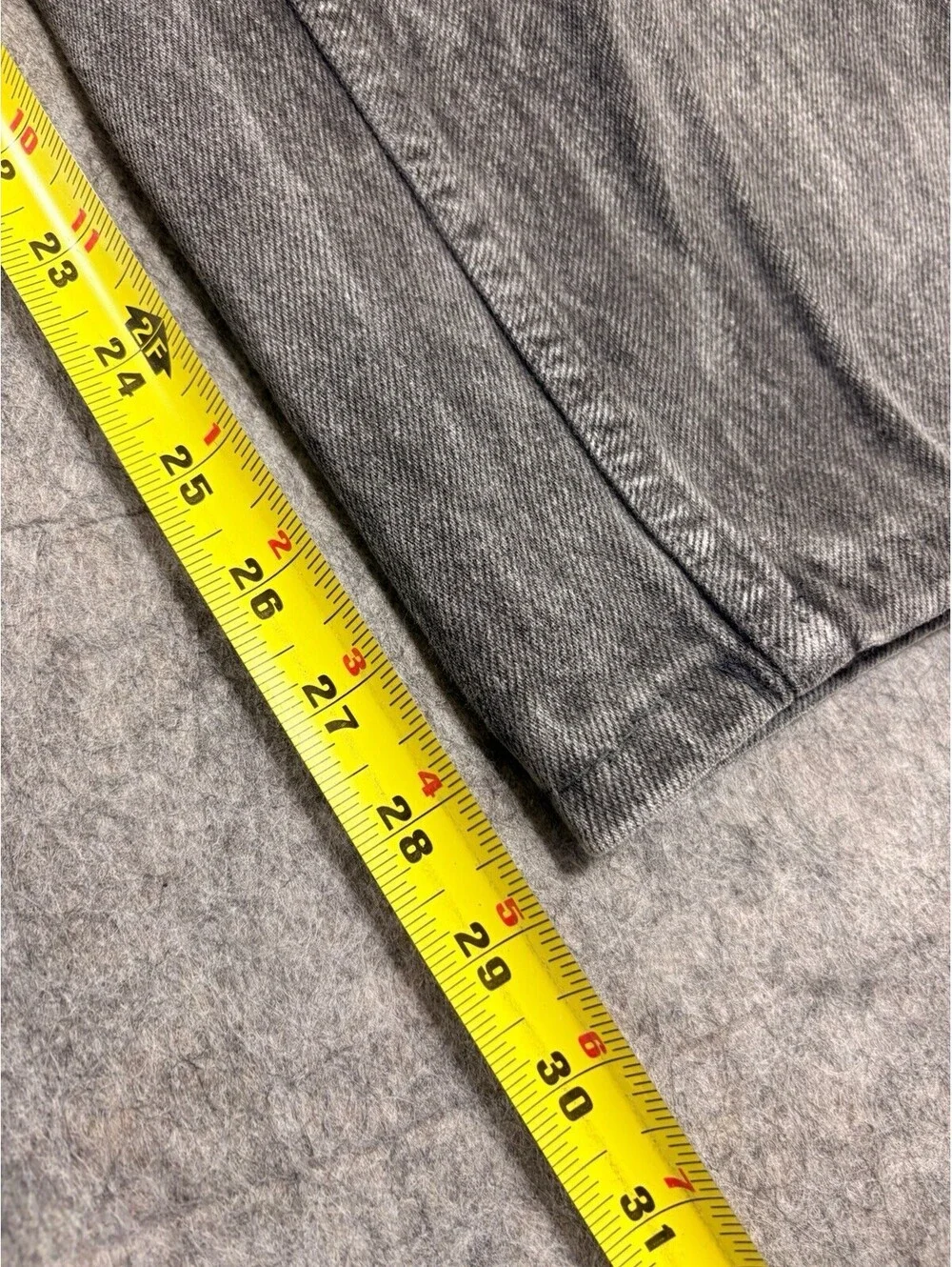 Vintage 90s Levi’s 550 Black Washed Jeans Size 30x29 USA Made